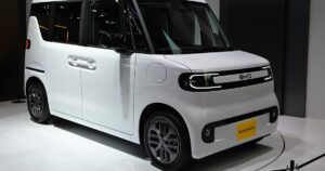 BYD RACCOは214万5,000円から|軽EVの航続距離210〜320km・補助金15万円
