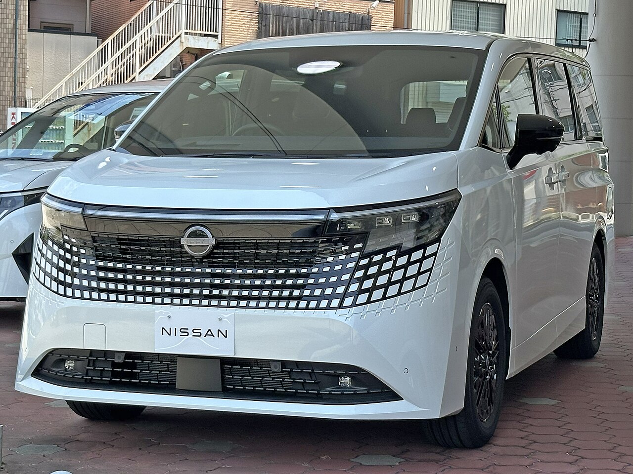 日産 エルグランド X e-4ORCEの外観