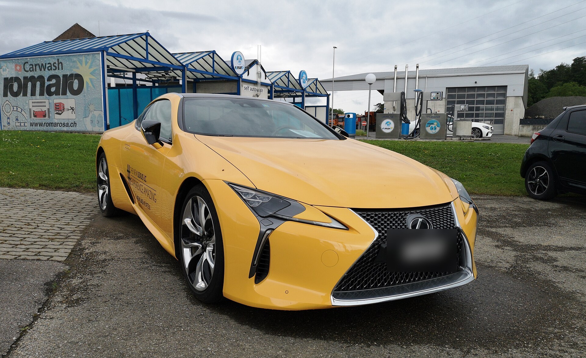レクサスLCが販売終了｜LC500h・LC500・LC500 Convertibleを公式サイトが案内、最後の価格は1,410万円〜1,555万円