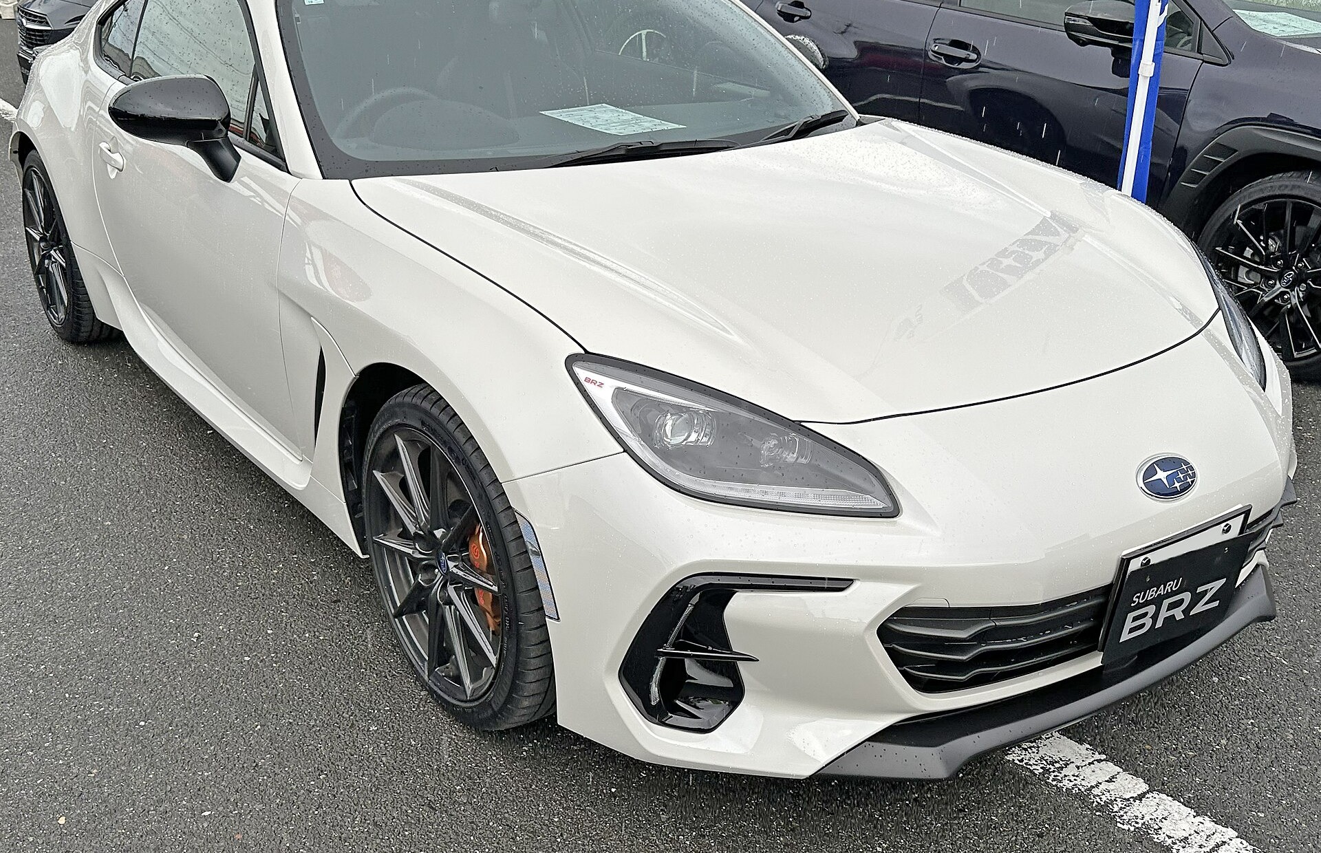 SUBARU BRZの価格一覧【2026年10月】R 337万7,000円・S 356万4,000円・STI Sport 383万9,000円｜ATは3万3,000円高